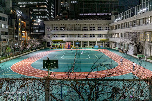 记者：李可并未参加申花赛前合练，明天能否首发存疑