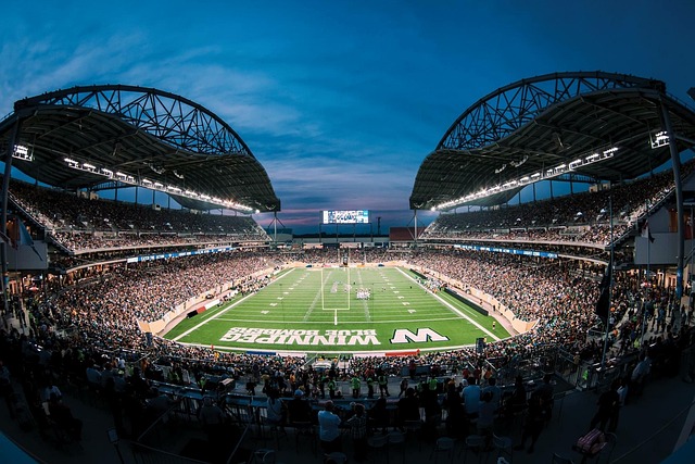 2025年铜梁龙主场场均观众超1.5万人，间接拉动消费约11亿元