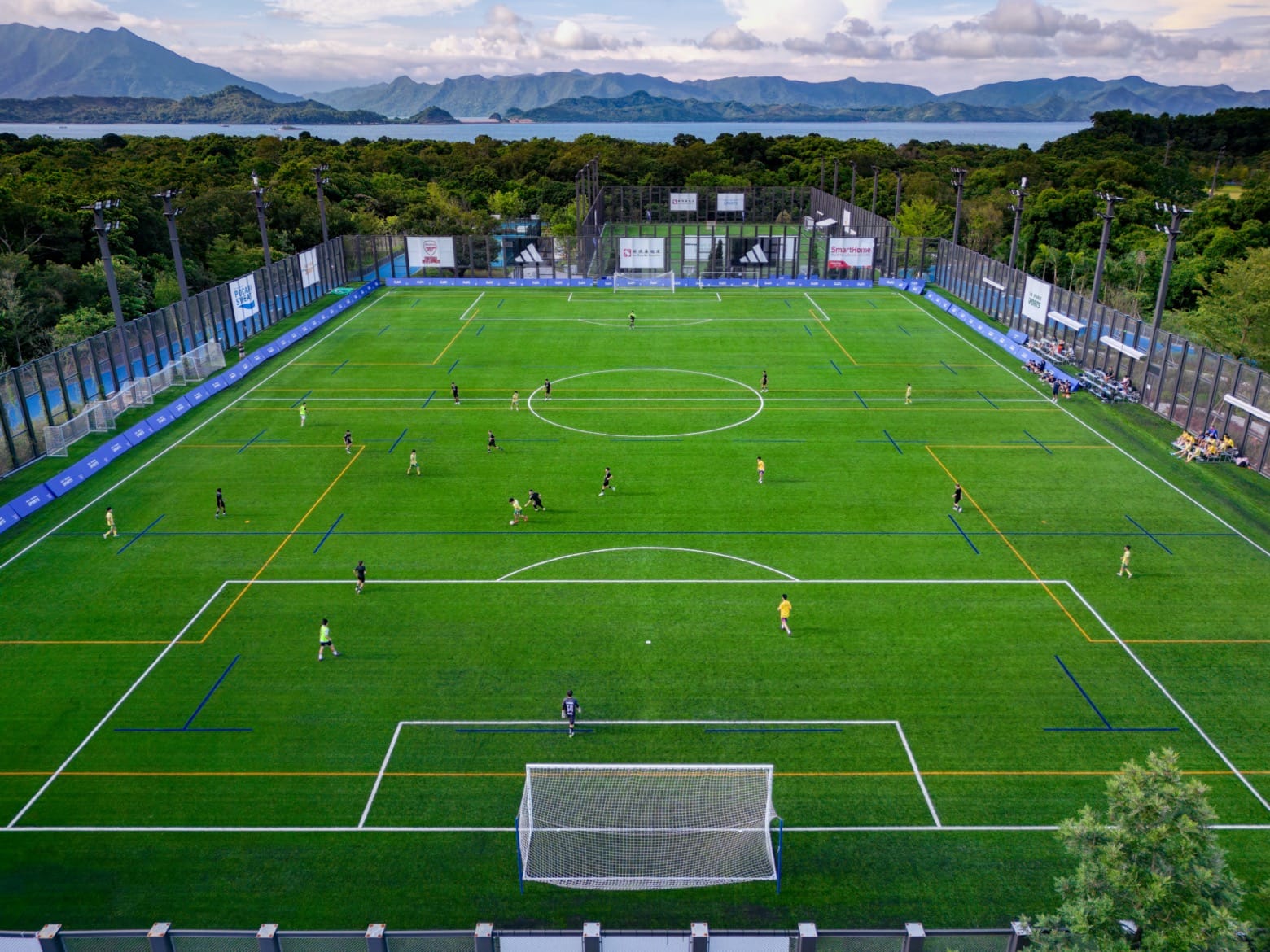 五大联赛仍有三支球队联赛不胜：狼队、维罗纳、佛罗伦萨