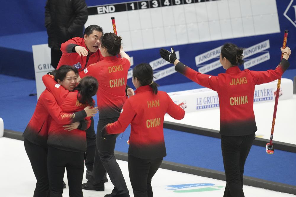 瑞典国家队11月世预赛大名单：伊萨克领衔，哲凯赖什伤缺